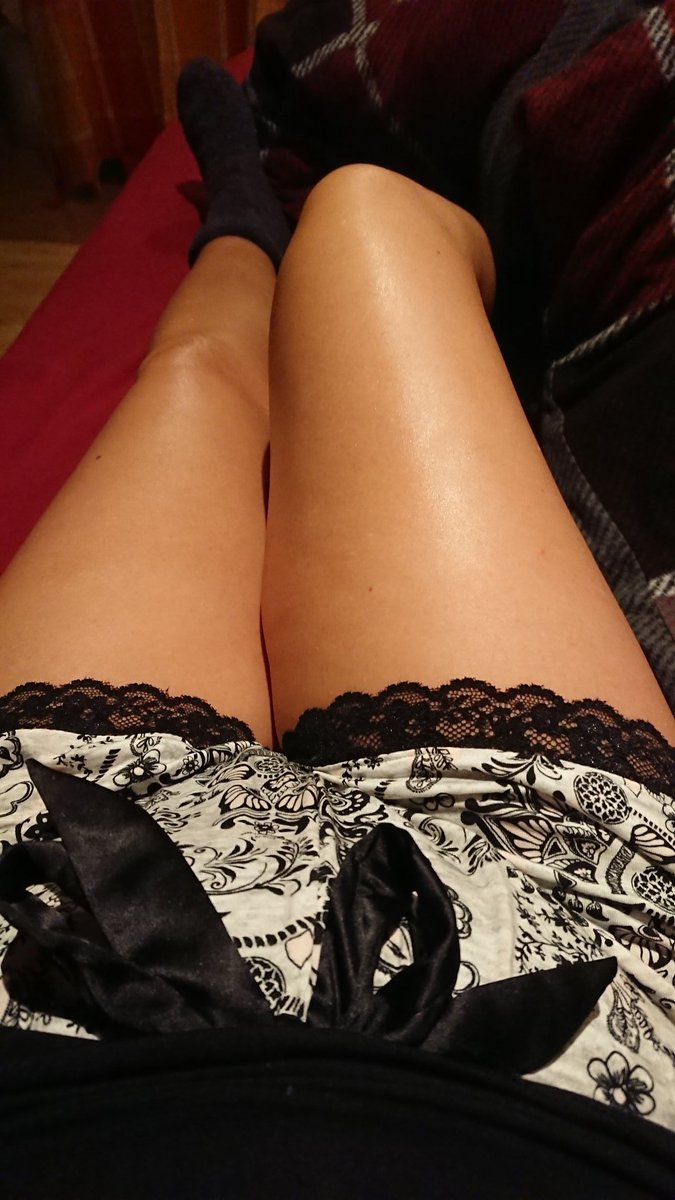 Einfach nur chillen, wenn man nicht raus darf. Wünsche euch einen schönen Tag 💋