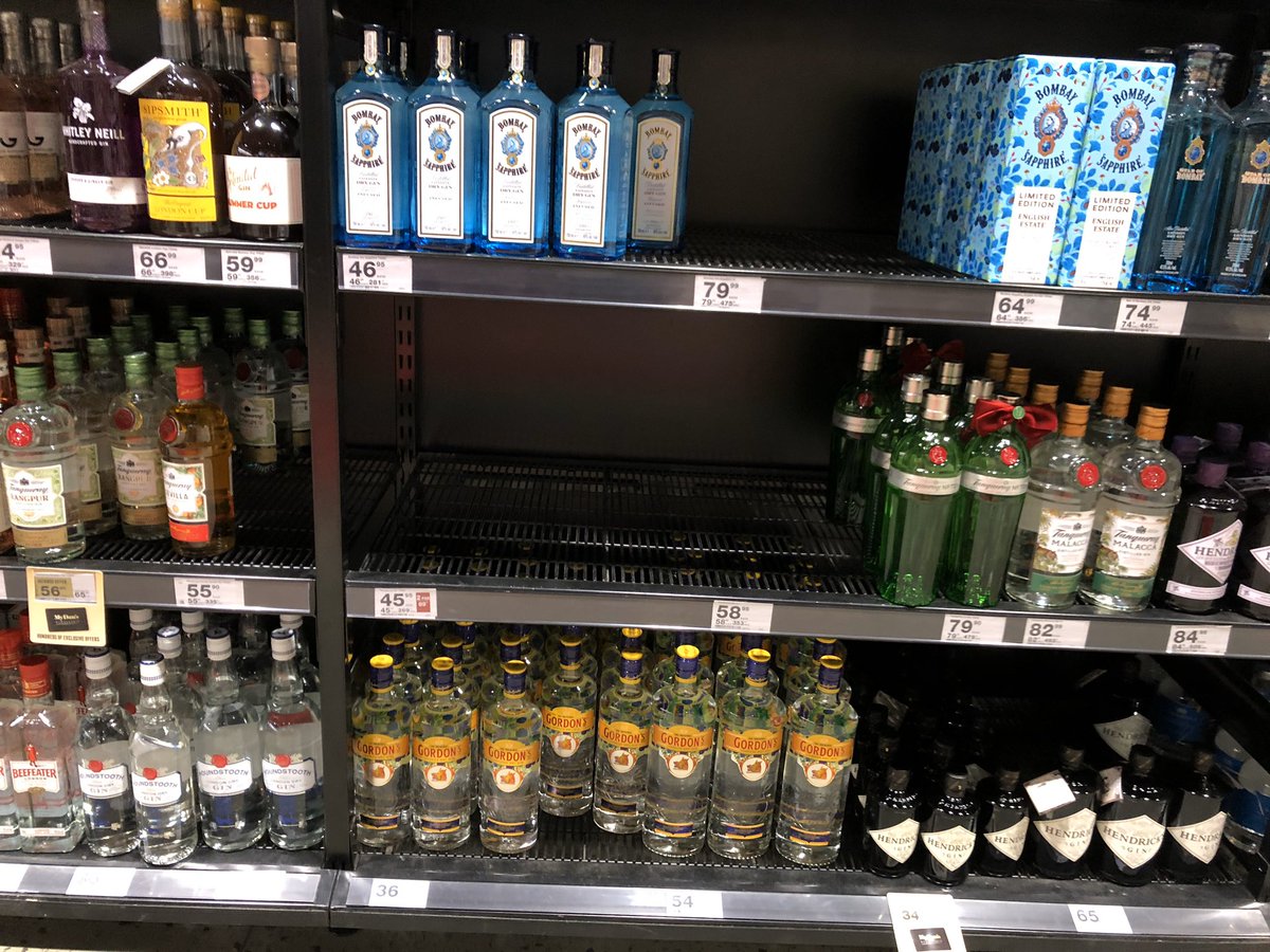 Oscars Grand Cellar Jurf, Ajman (+971 6 748 8022)