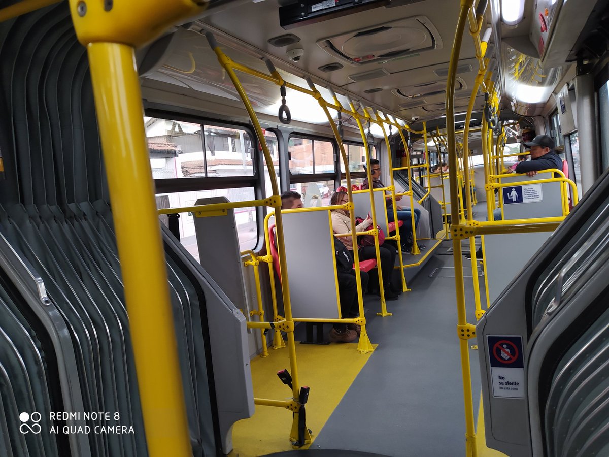 Johancard's tweet photo. Así va mi Transmi hoy, esto es una maravilla @TransMilenio @TuiterosEnTM https://t.co/7GEOUdj0Cf