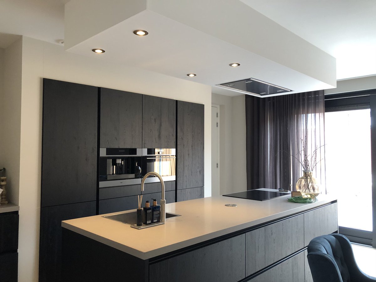 VanAalstElektro's tweet photo. 💡 Service! Een van onze opdrachten bij een particulier in Oss. Tevens hebben wij hier enkele domotica systemen geplaatst. Benieuwd naar wat wij voor uw woning kunnen betekenen? #particulier #service #onderhoud #domotica #FreeatHome #Buschjaeger #ABB https://t.co/XC0nPpNpEN