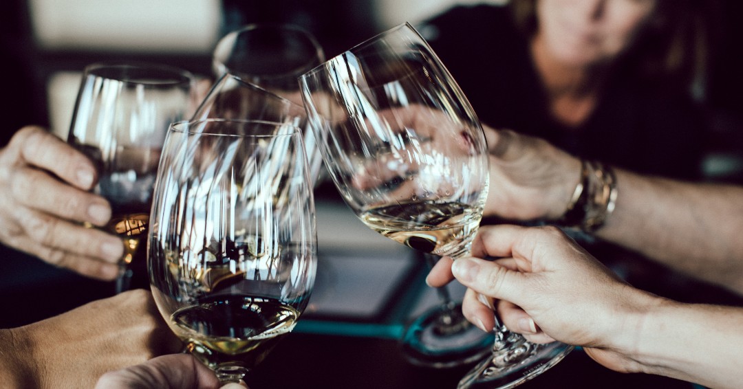 In questo momento così particolare, vogliamo augurare a tutti i papà una splendida giornata da passare #acasa insieme ai vostri figli #festadelpapà #noirestiamoacasa #noifesteggiamoacasa #contidisanbonifacio #auguripapà #andràtuttobene #infinitelove 👨‍👧‍👦👨‍👦‍👦🙏❤️