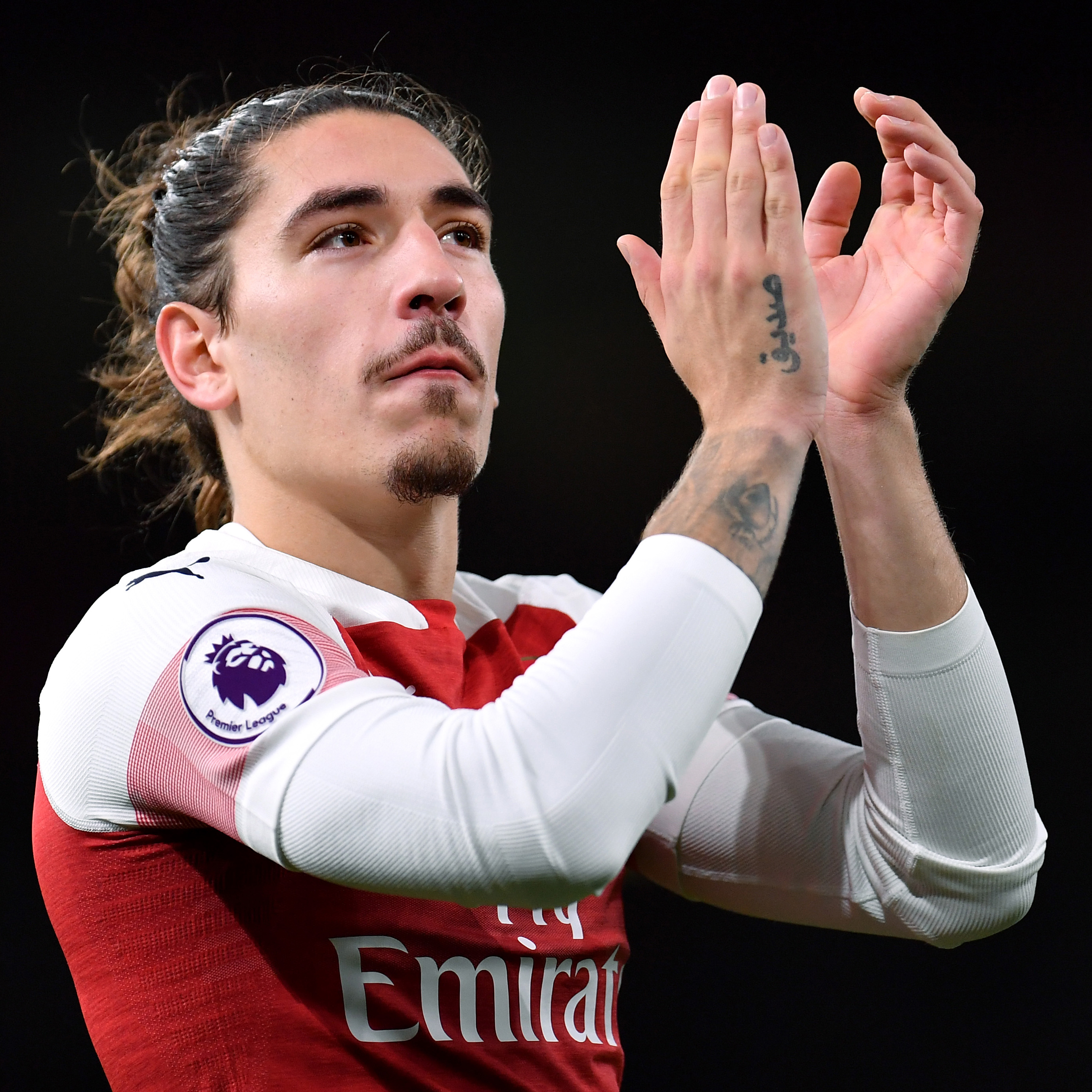 Hector Bellerin - Still trying to reply to all the birthday