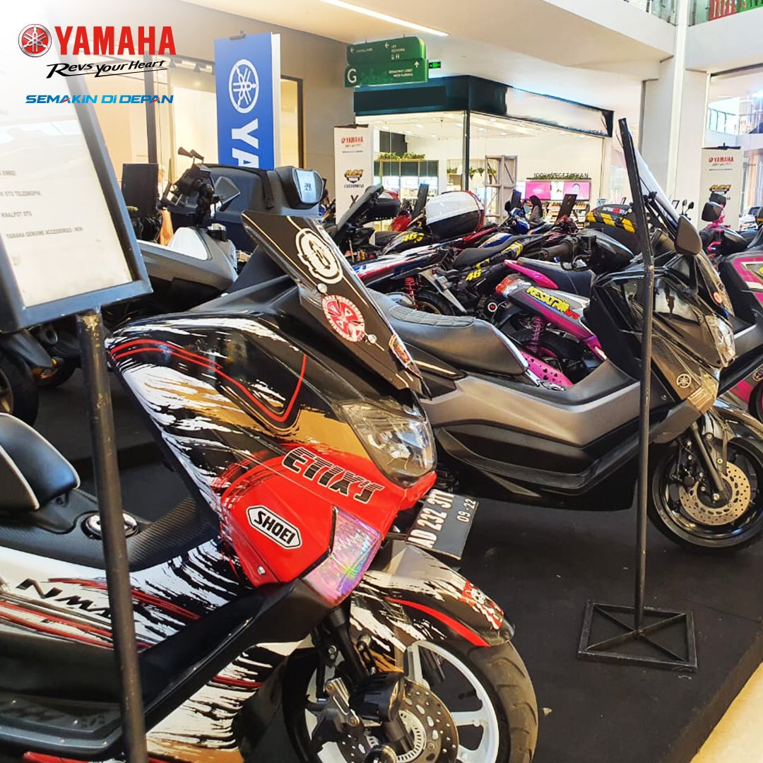 Yamaha Indonesia Twitter Banyak Dari Para Brosis Yang Di Solo Menunjukkan Kebolehan Hasil Modifikasinya Di Sini CustomaxiXYamahaHeritageBuilt YamahaIndonesia SemakinDiDepan MaxiYamaha Modifikasi Https Tco RmDl57Sxoj