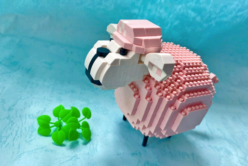 lozblocks's tweet photo. Bulid your own sheep of loz nano brick building block toy! Meh! https://t.co/4Kdqb02Udg