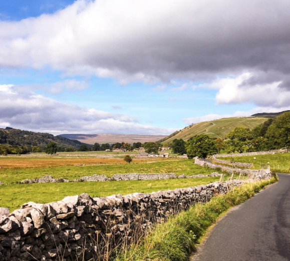 #Yorkshire has some fantastic film locations. And we're experts in helping you with your film set transport. 
Find out which logistic services we provided for the period drama #GentlemanJack by the #BBC: bit.ly/3377cAC
#CaseStudyThursday, #ThrowbackThursday