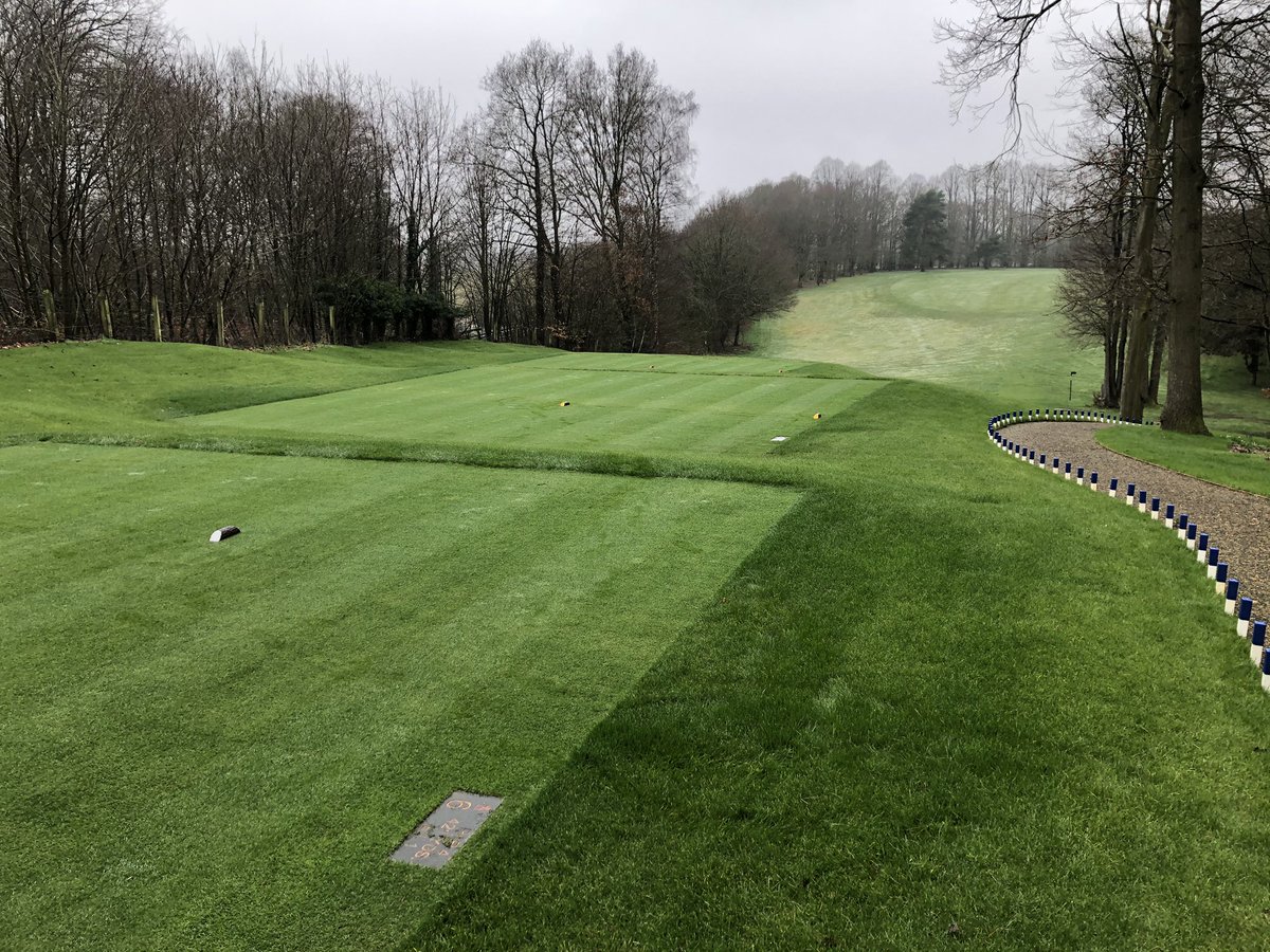 6th tees are open. Please walk on the path at all times, trolley users and those carrying their bags.