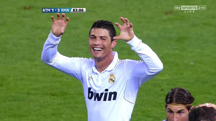 Ronaldo vs Atlético (2012)A hattrick which included a sublime knuckleball free kick and a long range screamer. Once again, his ability to shoot from anywhere was shown. Magisterial performance.