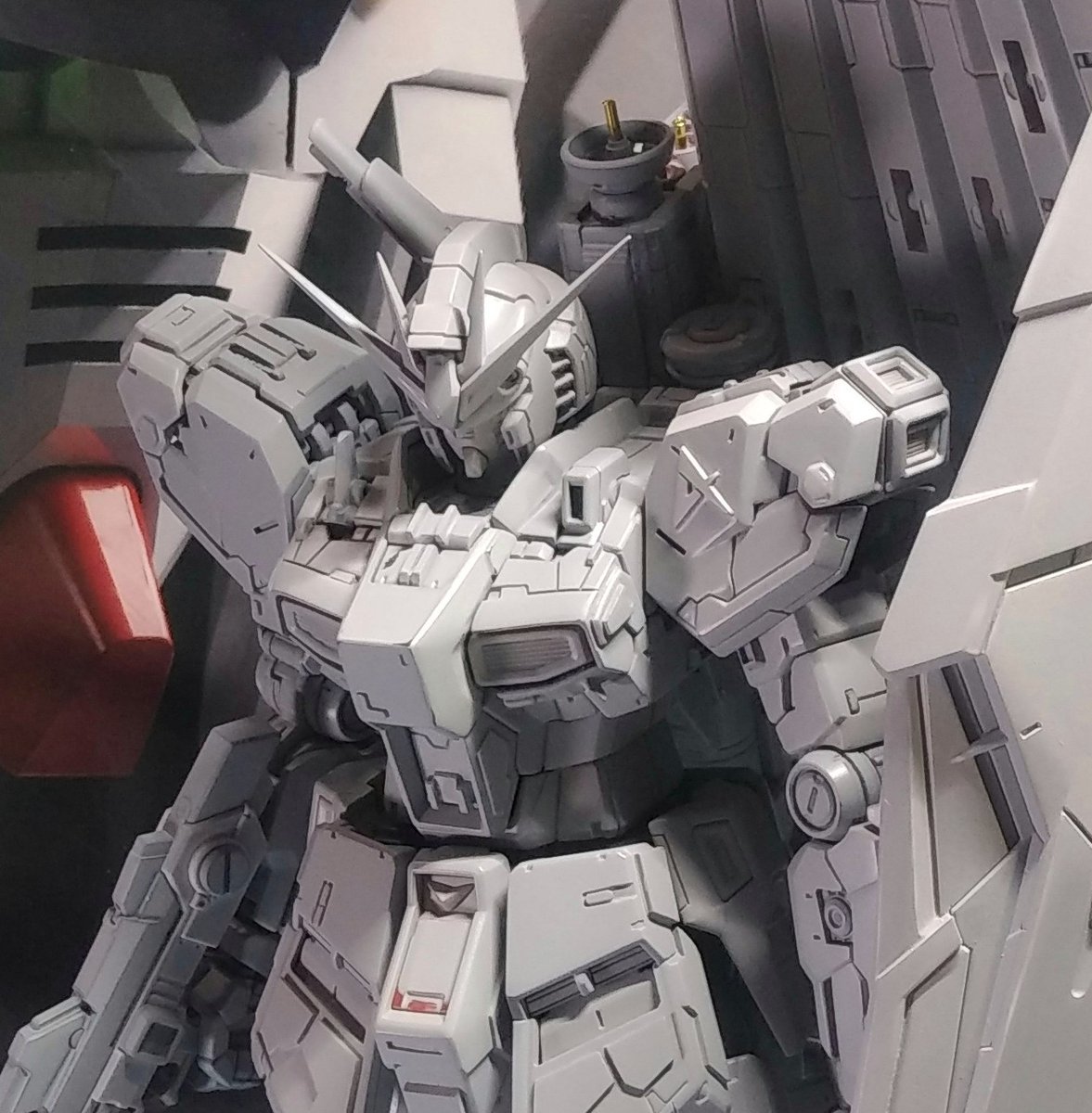 Naoto M R N パパ Rg Nガンダム 本塗装がまだまだ時間かかりそうなので サフのアップ画像です ガンプラ Gunpla Hobby ニューガンダム Nガンダム Ngundam Rg Youtube プラ板 ディテールアップ 逆襲のシャア T Co Udsig0wwyn