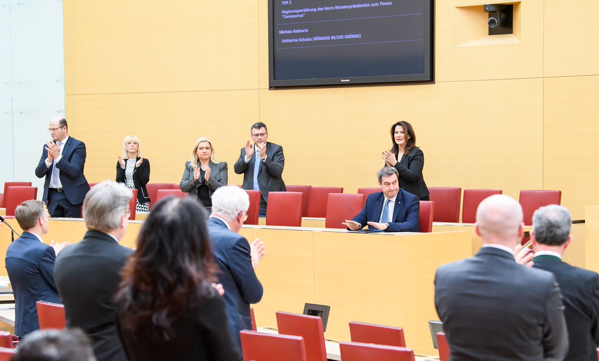 Markus_Soeder's tweet photo. Regierungserklärung im  @Landtag_Bayern: Wir alle müssen der Bewährungsprobe #Corona mit kühlem Kopf, wachem Verstand und mitfühlendem Herz begegnen. Bayerns Schutzschirm gegen Corona fährt die medizinische Versorgung hoch und sichert unsere Wirtschaft mit 10 Mrd. Euro. https://t.co/sxwaAqkPWh