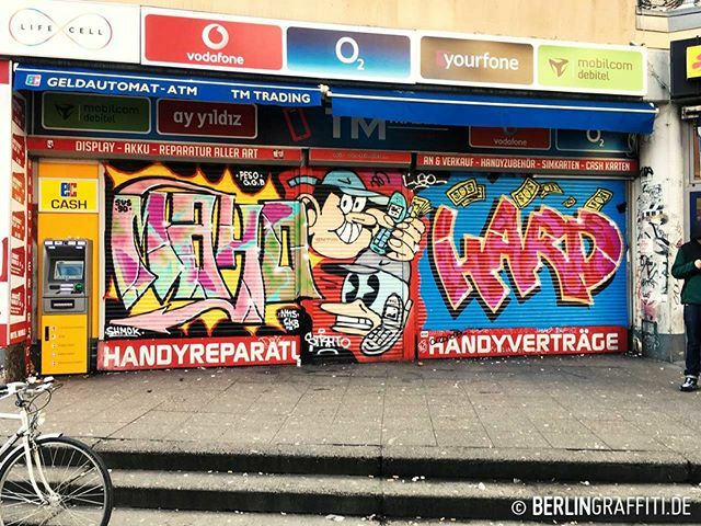 berlingraff's tweet photo. MAHO HARD — #berlin #graffiti #berlingraffiti #graffitiberlin #fotoboom #graffitiauftrag #kottbussertor #kotti #kreuzberg #kreuzberg36 #граффити — © BERLIN GRAFFITI — FROM "STRASSEN VON BERLIN #62" ON https://t.co/iYfAvtdlyi https://t.co/U6Me1cc508 https://t.co/bP8DroGK0o