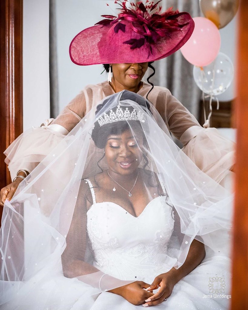 ghwedingvendors's tweet photo. Jeffery ❤️ Abena
.
#MotherOfTheBride

Event planning, decor and coordination - @elpis_events 
Photography and videography- @jema_photography @jema_studios https://t.co/BvA7Ord0Yd
