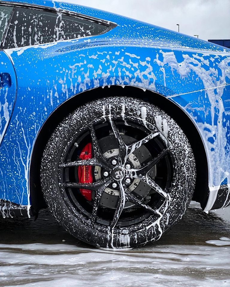 Stunning Blue Corsa Metallic Ferrari F12berlinetta decontaminated &amp; ready for our next carbon make-over 🔗 <a href="/GYEONQuartzSA/">GYEON quartz SA</a> 
•
Stay tuned for the transformation 🎞
•