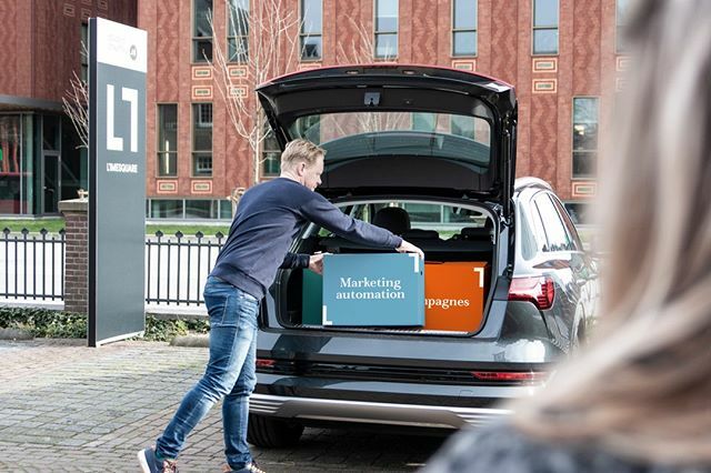 Blijkbaar hebben we nog lang niet alles in de cloud! 😉
-
-
-
#verhuizen #hengelo #enschede #campagnes #marketingautomation #topmodel #hntm #bescheidengebleven ift.tt/3dmyp7c