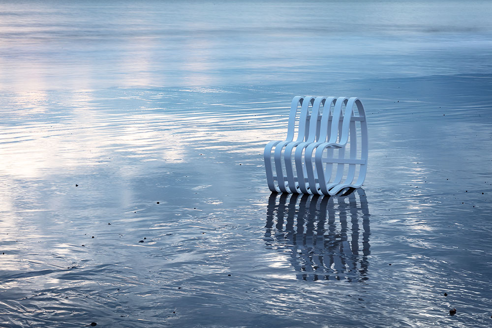 HIMACSEurope's tweet image. A light &amp;amp; airy #HIMACS bench with flowing curves -@NMoellerDesigns launches the CURVE Outdoor himacs.eu/en/curve-outdo…
#furnituredesign