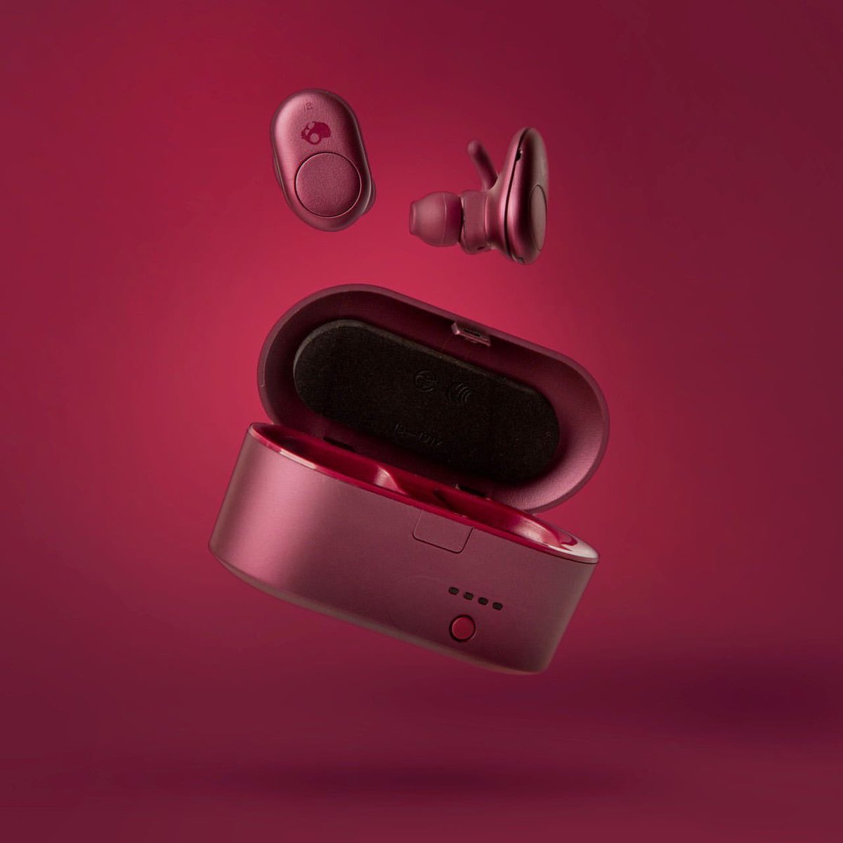 SkullcandyJapan's tweet photo. ミュージックのある生活をDeepなMoab RedカラーのPushで🍷
#FeelDeep #FeelSkullcandy #スカルキャンディー #skullcandyjapan https://t.co/DC1G3f9vYw
