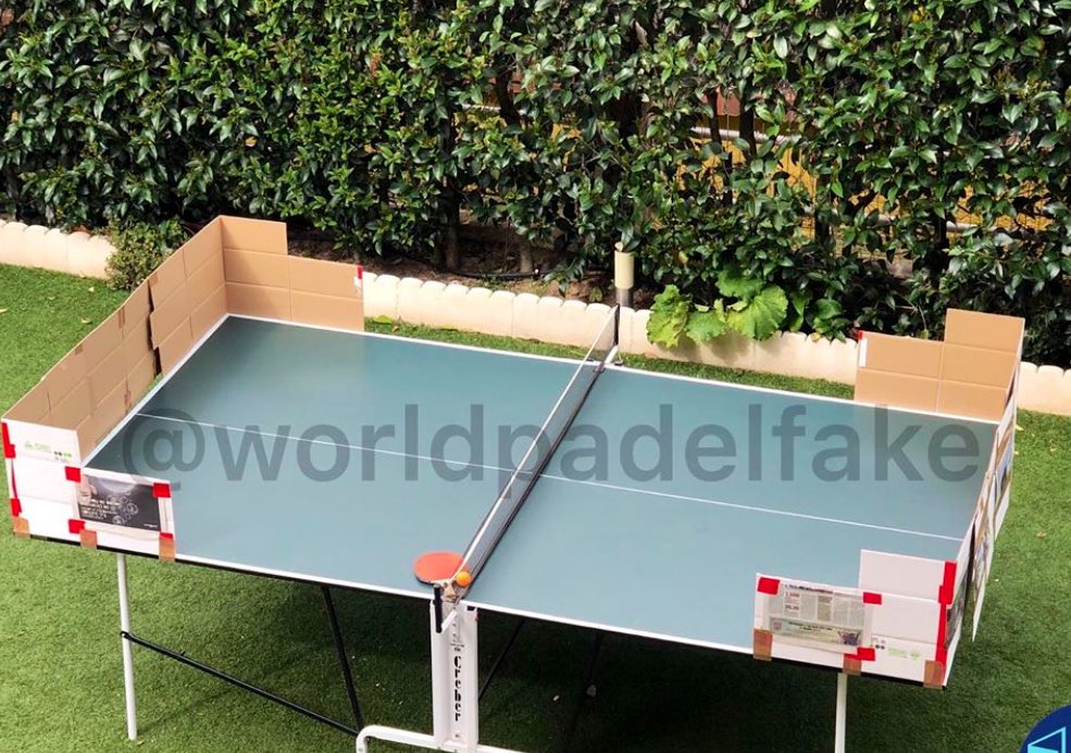 Diario del Apocalipsis:
- Día 1: el padel no es tan importante, puedo aguantar perfectamente
- Dia 7: