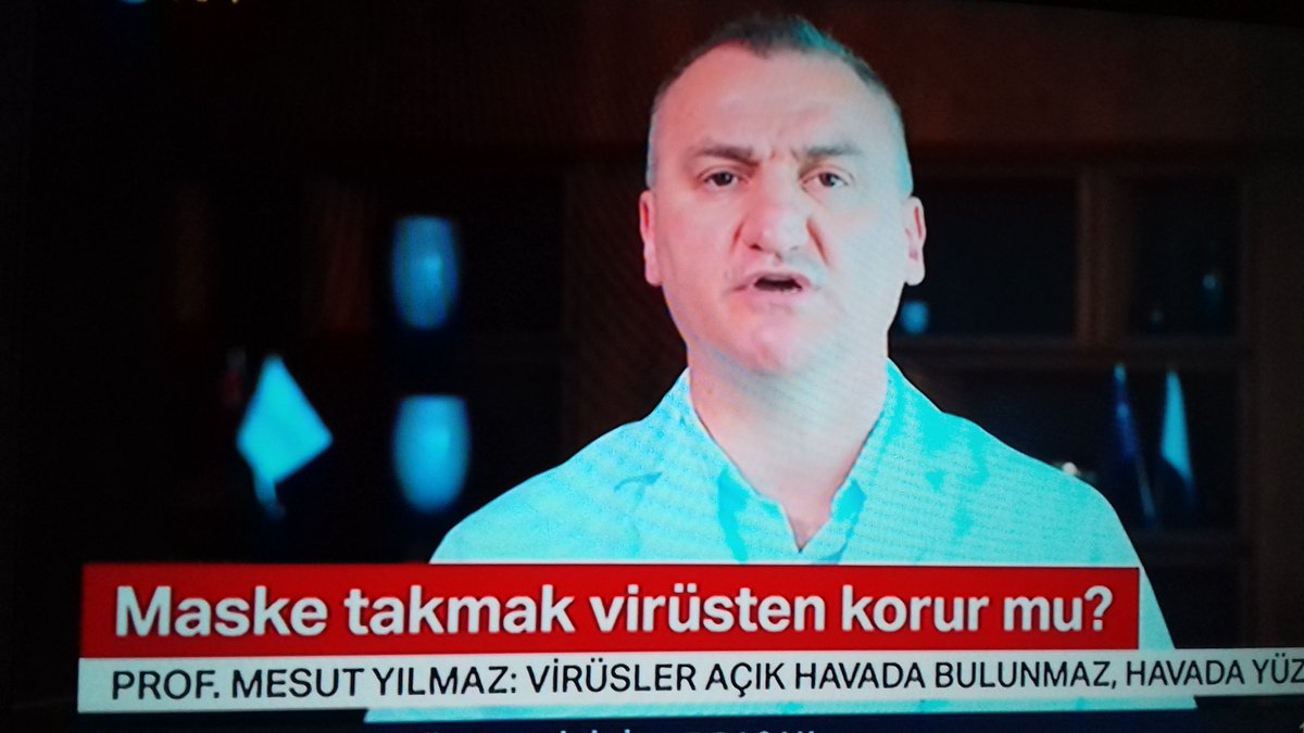 smailKY9's tweet photo. #SonDurumum 
#Persembe 
Prof. M.Yılmaz "Virüsler açık havada bulunmaz, zıplayamaz, yüzemez. Temas olmadan geçmez.
Maske belkide faydadan çok zarar verebilir." https://t.co/mVVSsJWt8c
