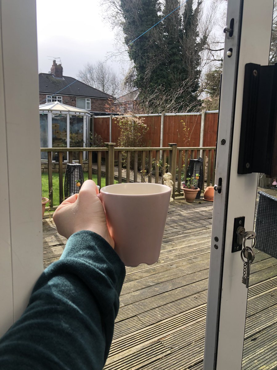Lucyholmes87's tweet photo. Day 4 of illness ๐ค๐ท...finally see the light. Finally able to drink a cup of tea โ๏ธ. 3 more days till I am freeeeeeeeeeeee #getmeoutside https://t.co/3rYxy6tHPX