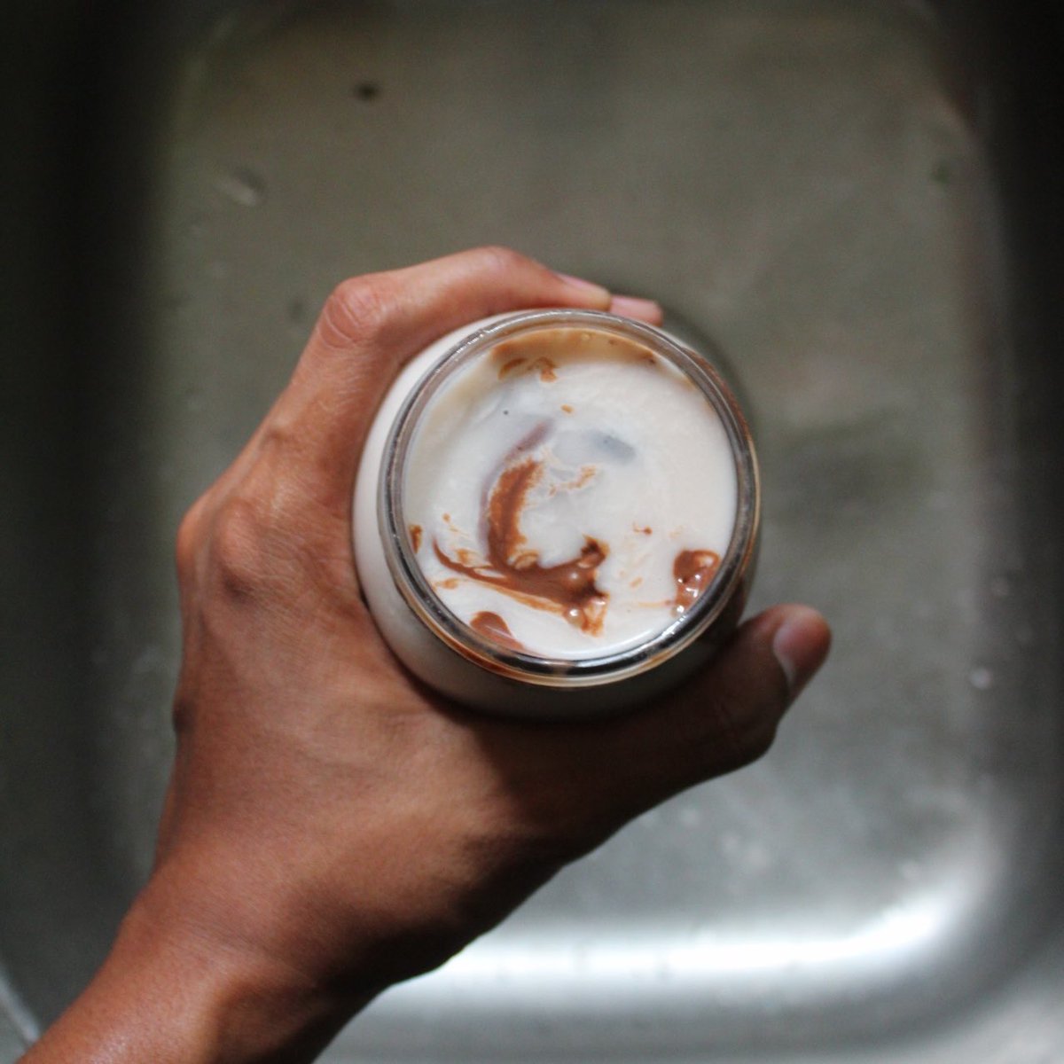 AfzanAfifi's tweet photo. Haha,
Saya ubah ingredient dia,from coffee to milo.Sebab coffe habis.
@Ashril_92 https://t.co/M4hPsVum0a