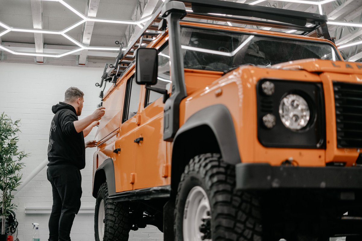 We recently had the pleasure of helping the Expedition Rove team with some graphics for their defender ahead of the next adventure 🗺
•
They are navigating the globe while highlighting issues that they feel are important, ranging from Veteran Awareness to Wildlife Conservation.