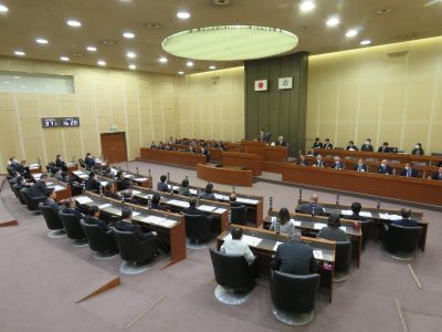 DIGITALwbs's tweet photo. 【新型コロナ】和市議会２月定例会、５日前倒しで閉会（写真付） https://t.co/GfsAsKubsE https://t.co/zO5nTdkAqS