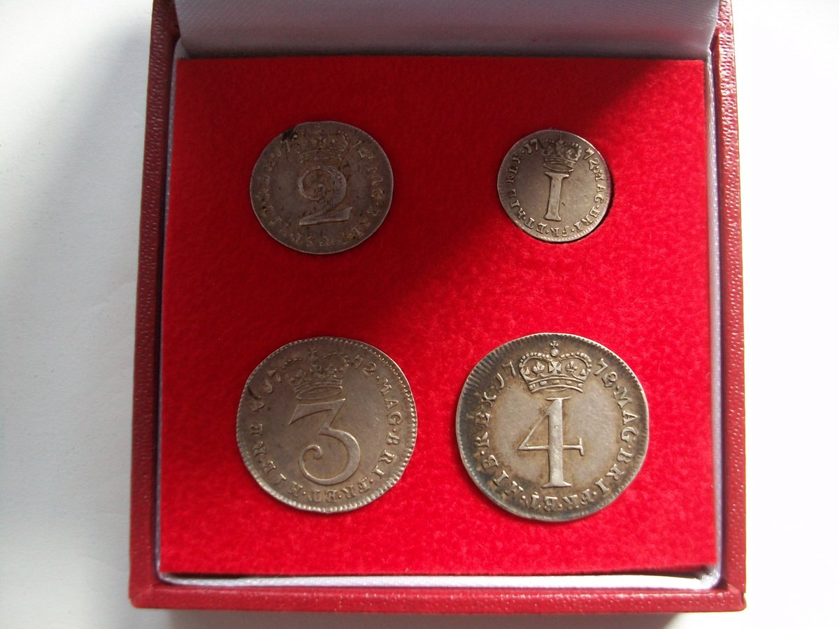 ringramcoins's tweet photo. We sell a huge range of Maundy sets and odds, at very competitive prices. Go have a good look https://t.co/b3XVdMy6nI #maundyisagreatinvestment #reallyis https://t.co/R80L7Pzy0F