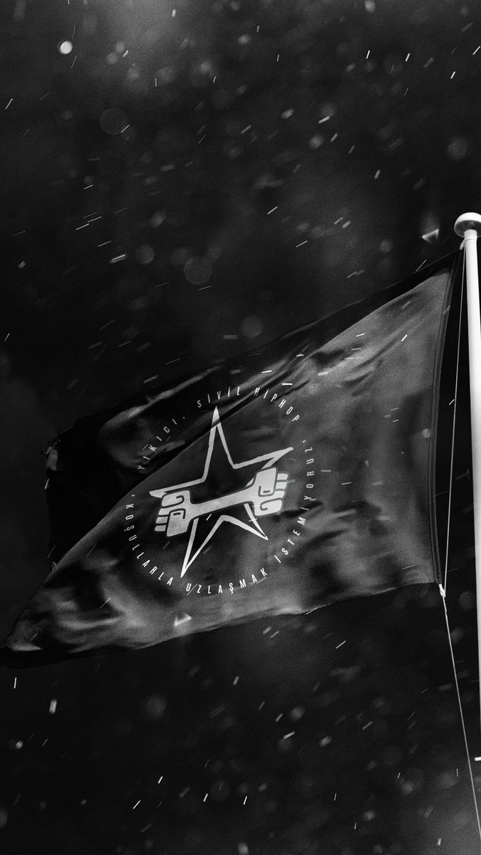 SaianSaga's tweet photo. bu gece yarısından sonra albüm yayında olacak.

long live hip hop ! ✊🏾 https://t.co/6wrtefAUYM