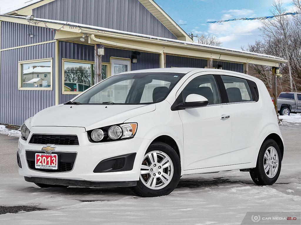 AutoChoiceSale1's tweet photo. 2013 Chevrolet Sonic LT
Fuel efficient, low kilometre little hatchback with alloy wheels. The added convenience of remote start, Bluetooth, USB port, satellite radio, touchscreen media and heated seats.
.
.
#AutoChoiceSales #orillia #UsedCars #QualityGuys https://t.co/VubV9uz5y0