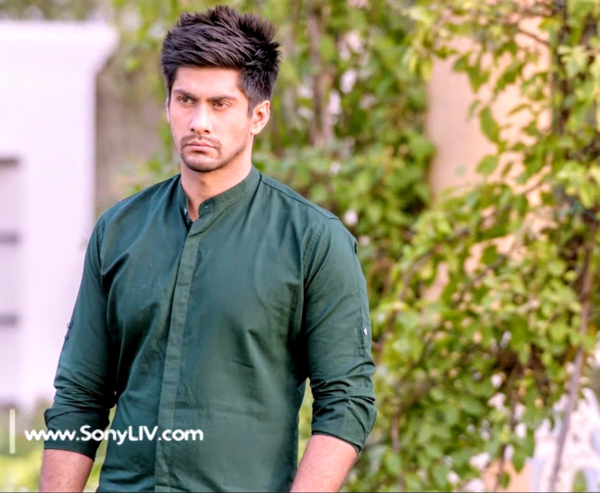 Properlife0's tweet photo. Congratulations
@namitter29
on completing 2 years in TV industry...You have been a blessing to all ur fans...Wishing you big big success in the coming times..and hope ur fd "Namitians" may keep growing in leaps and bouds #2YearsOfNamitKhanna ππβ€ https://t.co/VtPc0t3rzX