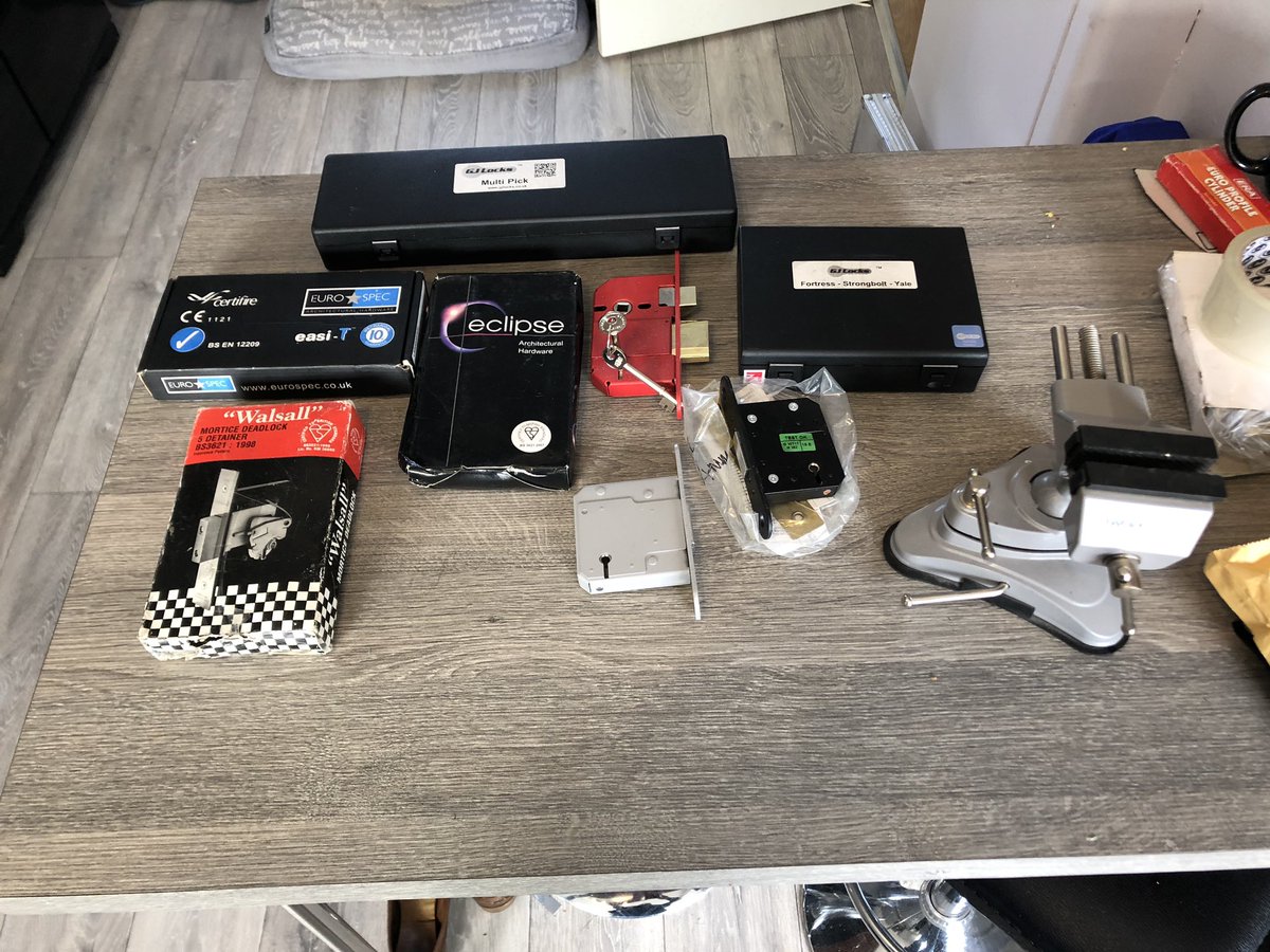 ReLocksmith's tweet image. Little bit of practice in my downtime