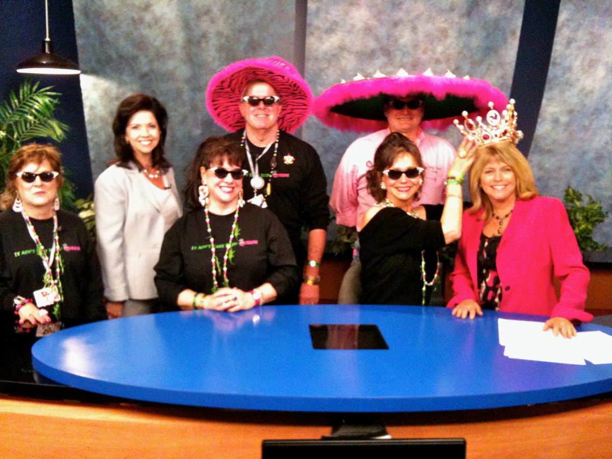 WilsonStribling's tweet photo. 10 years ago today. We miss the Hal's St. Paddy's Parade and @spqueens this year, and we'll miss @Stephanie_Flynt forever. #MSFlashback #OTD https://t.co/CBQBv9BHl4