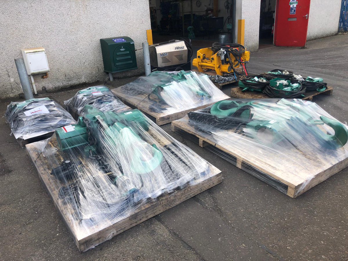 lgh_uk's tweet photo. LGH is still assisting customers with all of their lifting requirements! Here are a selection of air hoists heading offshore today from our Aberdeen depot. #offshore #heretohelp #joboftheweek https://t.co/uosQm55ufS