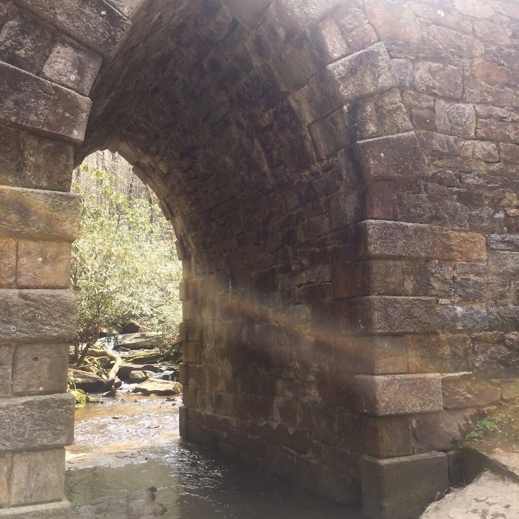 JohnEPletcher's tweet photo. Right here amidst cascading uncertainty, a light breaks through. We find our wondrous certainty in the True Light. #CertainHope #CertainPeace #John20 https://t.co/W8oCqNj1ik