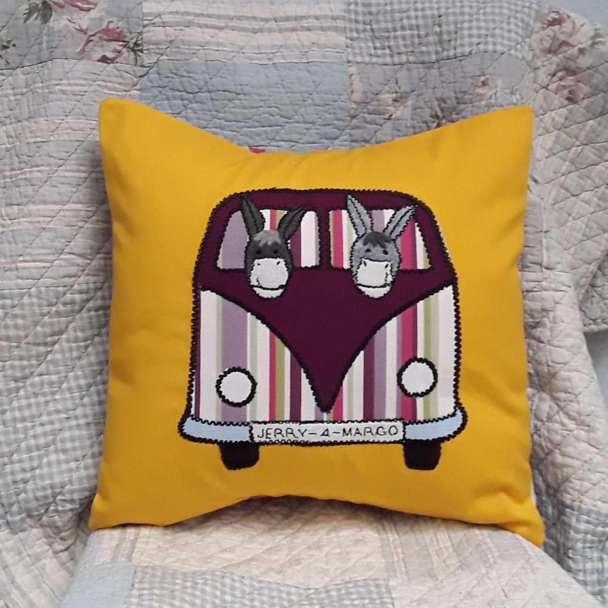 MolleCollection's tweet image. Thank you Lizzie so kind of you ❤️

I make custom cushions from recycled fabrics, inspired by my love of animals and camper vans. I also take custom orders. 
numonday.com/shop/molle-col…

#firsttmaster #QueenOf