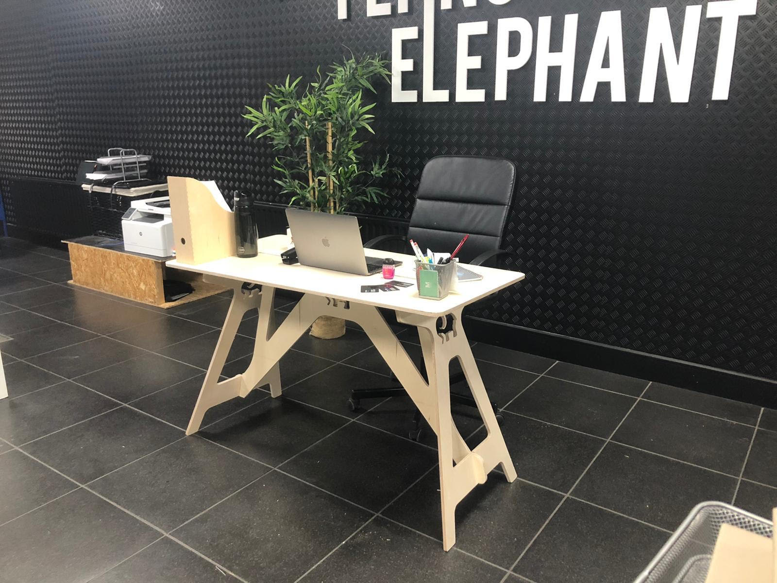Flying elephant desk outlet