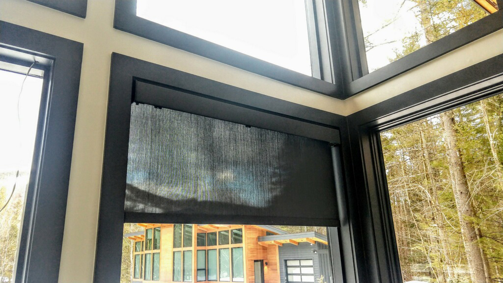 cinemaesque's tweet photo. Motorized Blinds in North Conway, NH. First blind in place. 14 more to go. See wire hanging on the left. That is from the pre wire. It powers the blinds. Call 603-387-7691 for motorized blinds in New Hampshire. https://t.co/nj7fESh3Ke