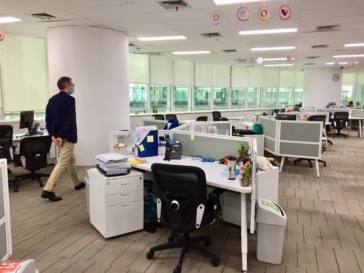 JulienSteimer's tweet photo. 500 laptops &amp; VPN distributed for #WorkfromHome. New management  methods. Split teams with precaution measures (masks, disinfectant, cleaning, physical distanciation). Happy to see that #AXA Tower #Jakarta is prepared. 👏🏻 @AXAIndonesia &amp; @AXA_Mandiri Bersama kita melawan #COVID19 https://t.co/7Hq5Bqh8Ni