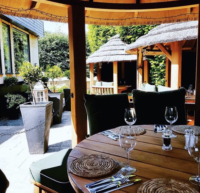 Don’t forget we have our private dining huts available to book with a group of friends or the family! Usually a £25 hut charge but you can now book for free! Call us on 01737 819003! .
.
.
.
#whitingandhammond #gastropub #pubgrub #tadworth #surreylocal #privatedining