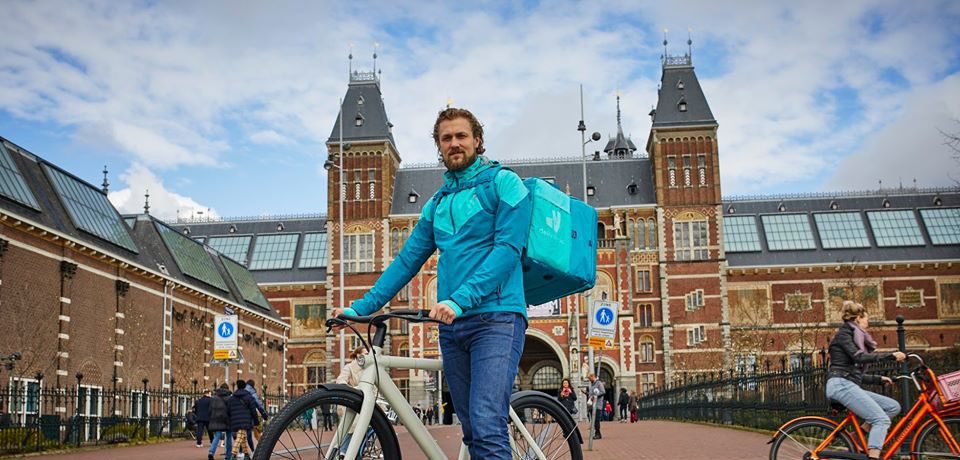 meteen's tweet image. Wat doe je als je restaurant of bar opeens zijn deuren moet sluiten? Lees mijn column BEZORGD op @EntreeMag | entreemagazine.nl/nieuws/tips-vi…