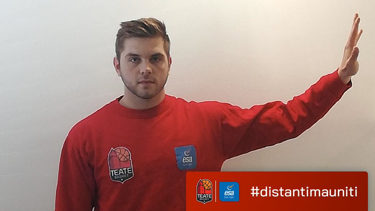 teatebasket's tweet photo. 🖐Anche se in questo difficile momento ci troviamo distanti, tutti insieme, rimanendo nelle nostre abitazioni, possiamo vincere questa difficile partita e ritornare alla normalità, basket compreso!🏀

#distantimauniti #iorestoacasa
@LNPSOCIAL @gabrielemarch10 https://t.co/X7K3MYsp7c