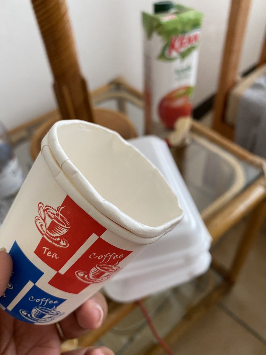 mukhthaba's tweet photo. @jaleel_aa @MaahilMohamed @FunIslandResort These beautiful UN-hygenic cups waiting inside to serve u cheap juice.
We're NOT criminals- at least v can Pay* &amp; get beter food/service (not 5star). Beter i said https://t.co/wBvDmDkFy5
