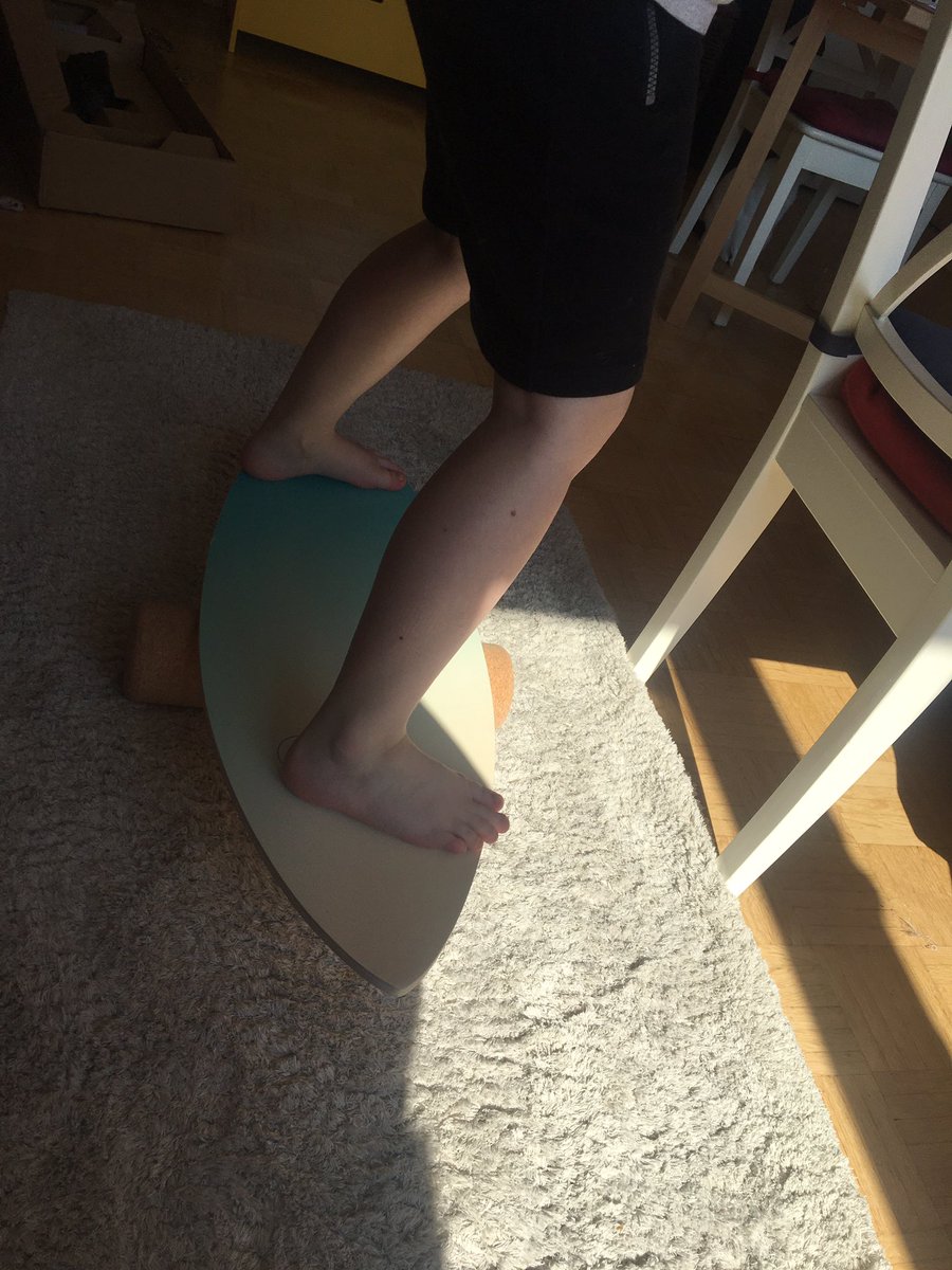 FrauPerla's tweet photo. aktive #Mittagspause
MiniMe auf dem #CostaBoard https://t.co/HCuUWoNSsx