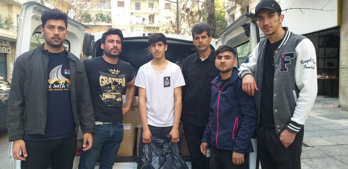 SOSRefugiadosEu's tweet photo. Queremos dar enormes gracias a todas las personas que están haciendo ingresos en cuenta banco Redsos refugiados,PayPal red@refugiados.org, teaming.Saber que no queréis vacunarnos contra el olvido y q estáis mucha gente apoyando a l@s #refugiados #sinrefugio,nos llena de emoción https://t.co/zQyWpAKPAj