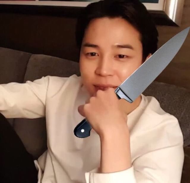 Taeshaa_twt's tweet photo. YOUTUBE BITCH WHERE IS EGO? I MEAN WE HAVE BEEN NICE TO YOU FROM A VERY LONG TIME NOW THIS IS ENOUGH!!!! BRING EGO BACK!!!!
#WhereIsEgo #BringEgoBack @YouTube https://t.co/vN8Bq6pdcd