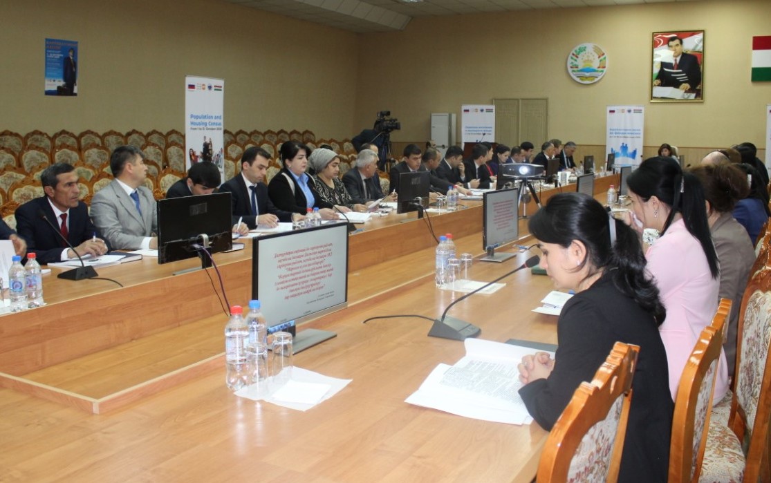 UNFPATajikistan's tweet photo. UNFPA launched a series of trainings for staff of Statistics Agency of Tajikistan in preparation to the 2020 Population and Housing Census. The project on Demographic Statistics is funded by @Russian government #PHC2020 #RussianembassyinTajikistan #jointprojects https://t.co/W9WQDweztf