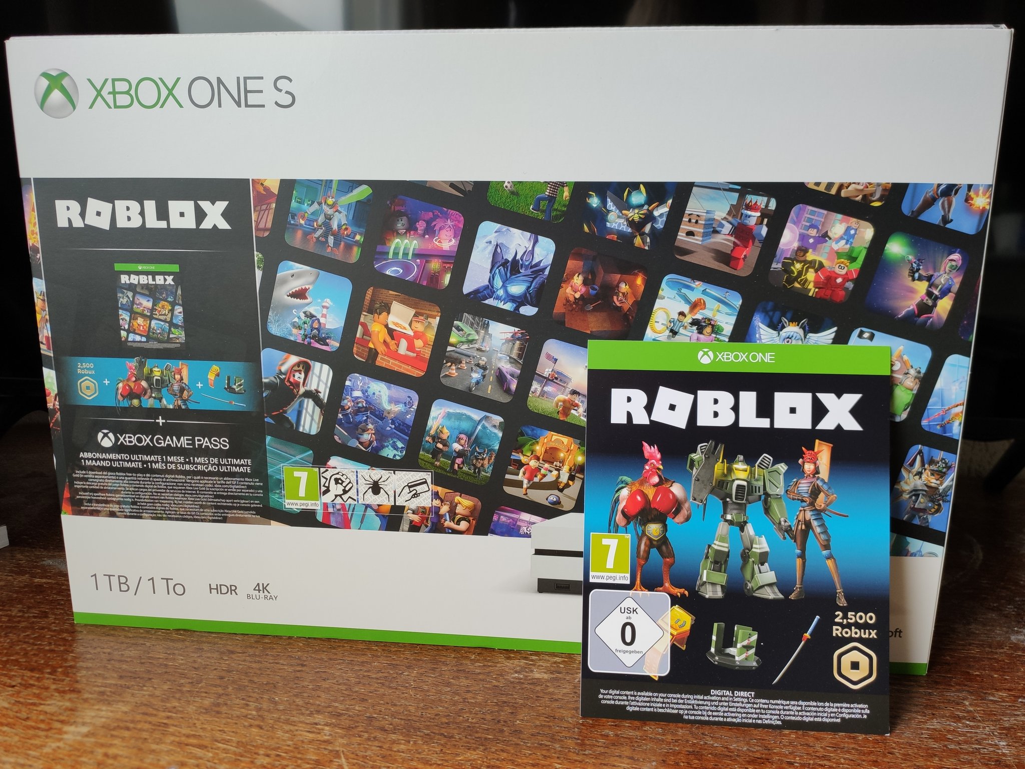 Роблокс на икс бокс. Диск Roblox на Xbox 360. Диск РОБЛОКС на Xbox 360. РОБЛОКС на Икс бокс 360. Диск РОБЛОКС на Xbox one.