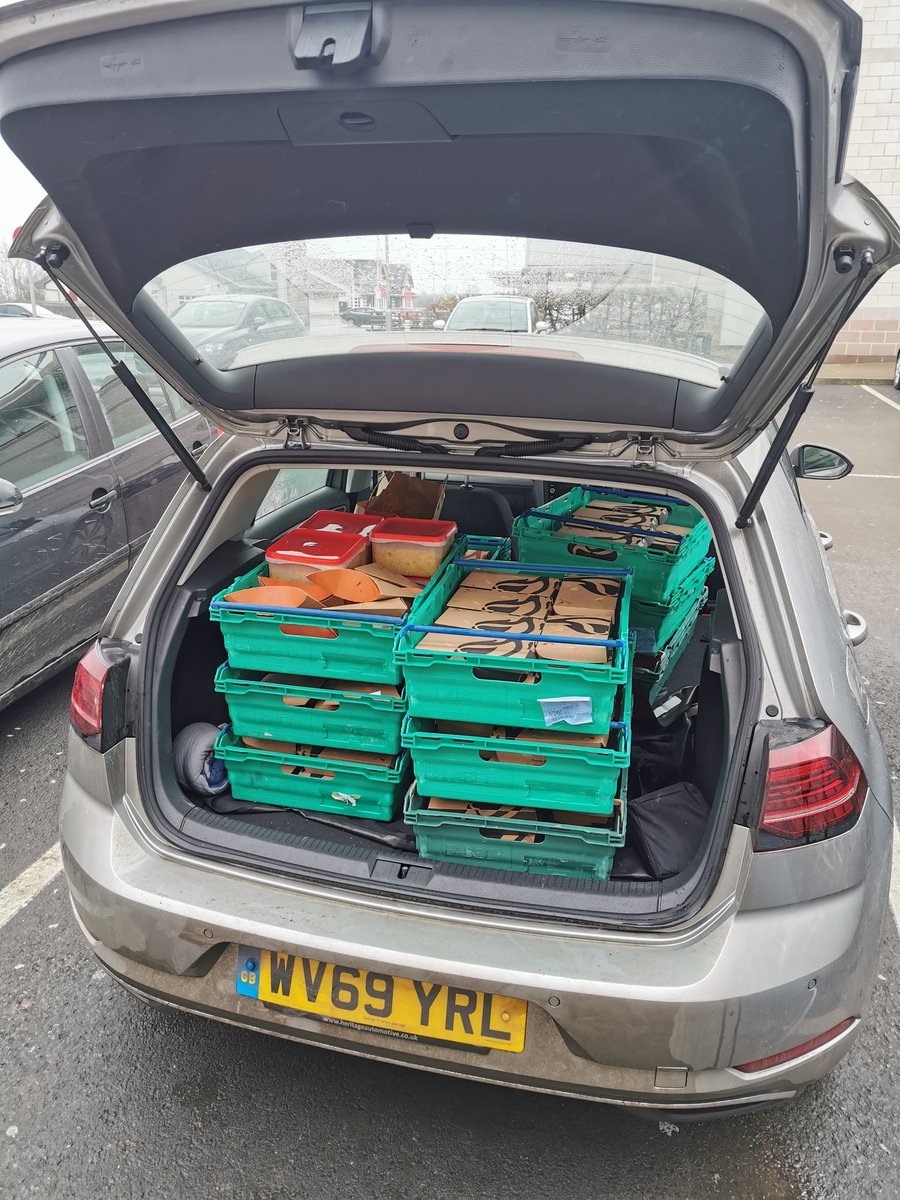 samdavidmckay's tweet photo. @SuperSouthmead we at @NandosUK in Longwell Green have cooked off meals for 200 of your staff. We're on our way! #lookafteryournhs https://t.co/LMS5RsVuKC
