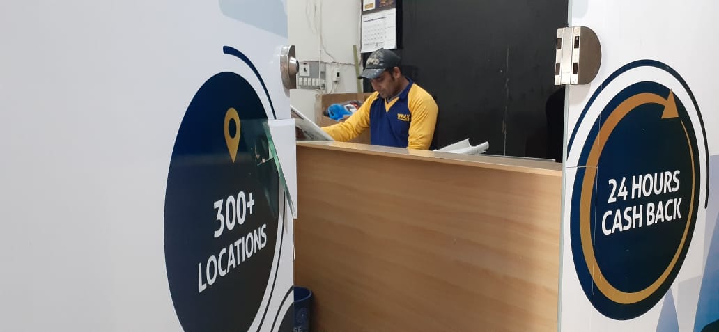 LogisticsTrax's tweet photo. Proudly announcing the launch of our service center at Tariq Road, Karachi.
#TraxLogistics #efulfillment #ecommerce #Letstrax https://t.co/I84zVlcZE2