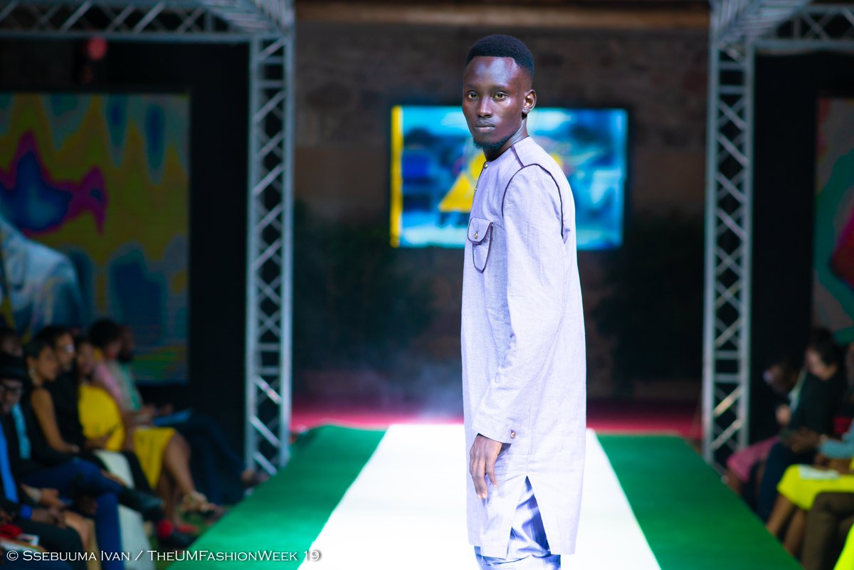 Agence_Umuringa's tweet photo. Andy on runway at #TheUFW2019 in Papino Creations from Senegal.
M.U.A: Linka Make Up
Photographer: Ivan Ssebuuma .
#burundi๐ง๐ฎ #burundi #burundifashion #burundifashionweek #umuringa #umuringamagazine #fashionweek #runway #runwaymodels #models #scoutmodel #theumfashionweek2019 https://t.co/H88nBpDUaZ