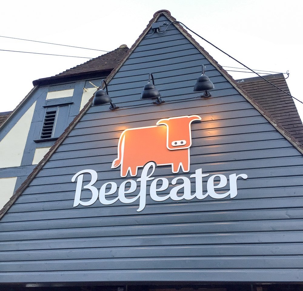 thecleenapp's tweet photo. The @beefeatergrill donβt mess around when it comes to their washrooms - 5 star review π₯ Leave your own review by downloading the #CleenApp on #Apple or #Android today π₯ - Improving the world one washroom at a time π https://t.co/3DyOnqVanK https://t.co/SMhLF6f8KQ